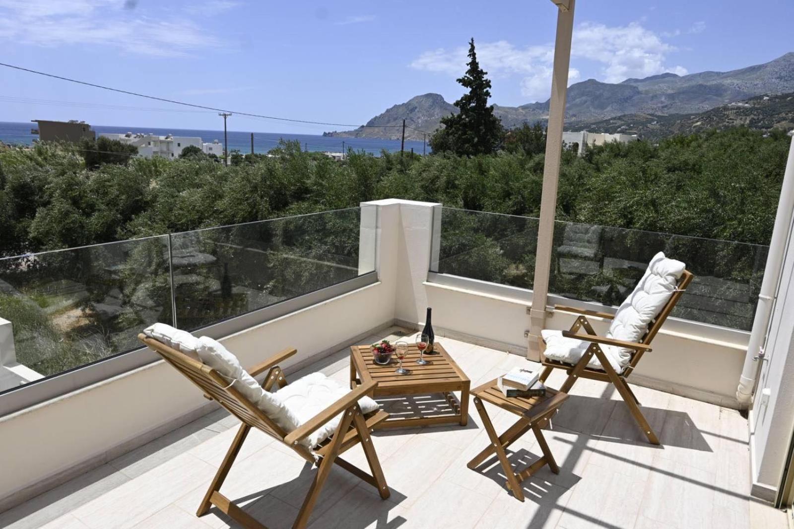 פלאקיאס Vegera Holiday Homes מראה חיצוני תמונה